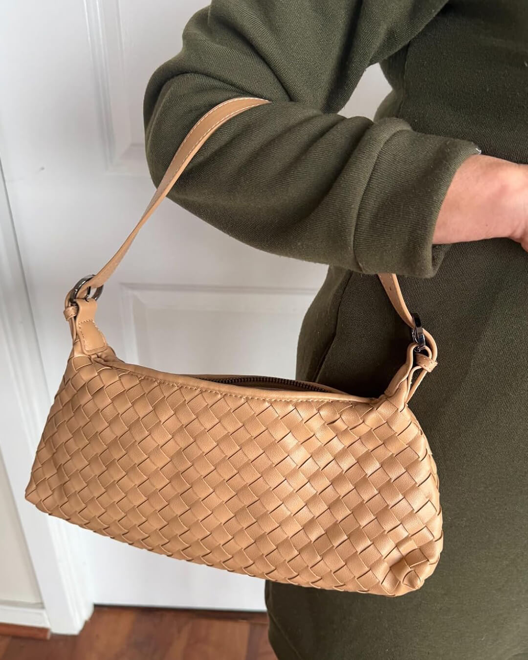 SEAME - Johanna Vegan Leather Woven Bag Black Regular